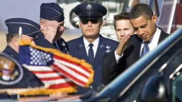 President Barack Obama travels on Air Force One to Peoria, Illinois for a Caterpillar plant tour and to Springfield, Illinois for a Lincoln Bicentennial banquet. 