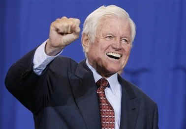 Senator Kennedy at the SEED Public Charter School for the signing of the Edward M. Kennedy Serve America Act.